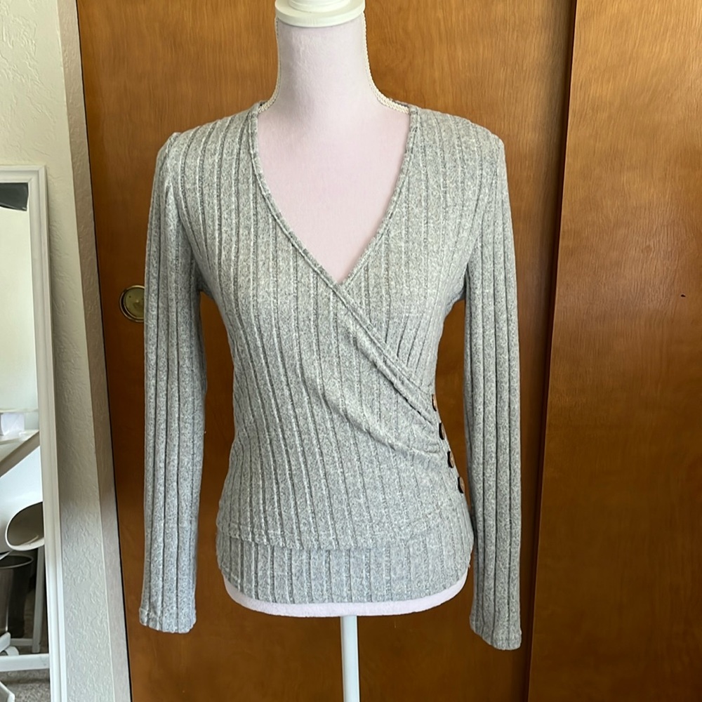 NWOT GRAY WRAP SWEATER